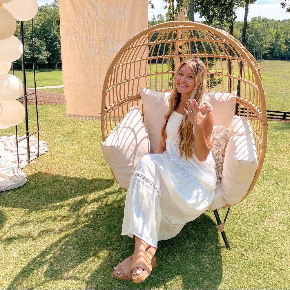 Meet your Posher, Emma